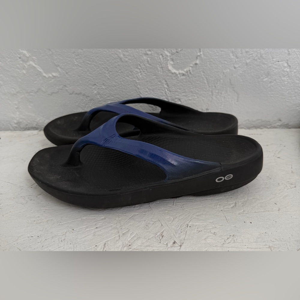 Oofos Oolala Luxe Recovery Sandals Womens Blue Thong Flip Flop Size 7